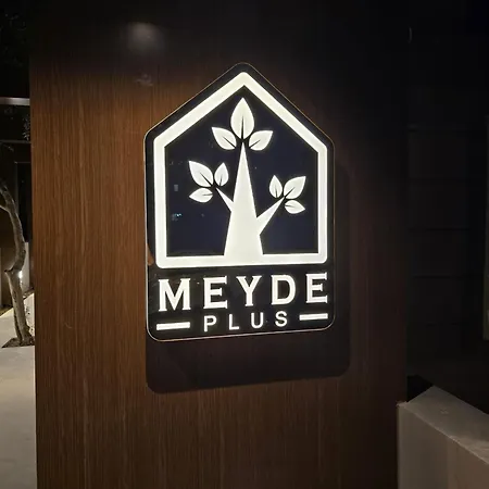 Meyde Hotel apartamentowy 3*
