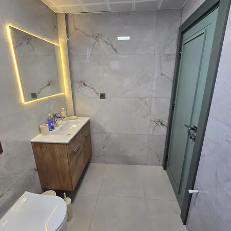 アパートホテル Meyde アンタルヤ